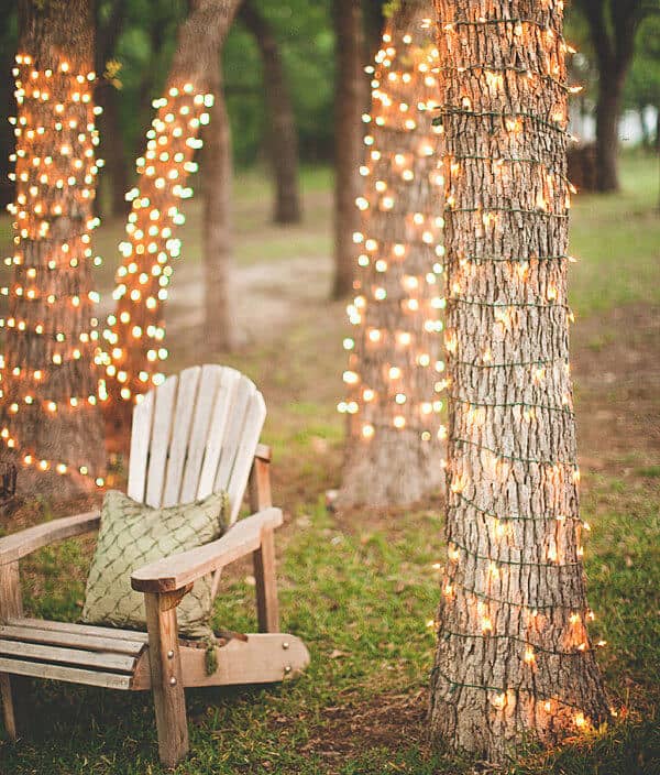 String backyard lighting allows users to decorate places of the yard that are not usually covered with lights. Examples include patio awnings, gazebos, windows, doorways and more. String lights look a lot like Christmas light strings except that they come in many themes and styles.