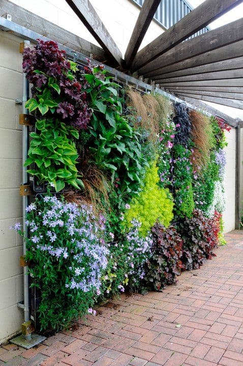 How To Make A Garden Wall Look Pretty