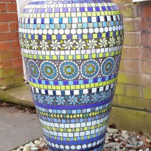 20 Beautiful Ideas With Garden Mosaics